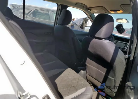 2018 Nissan Kicks S from USA, damaged, VIN 3N1CP5CU5JL521954